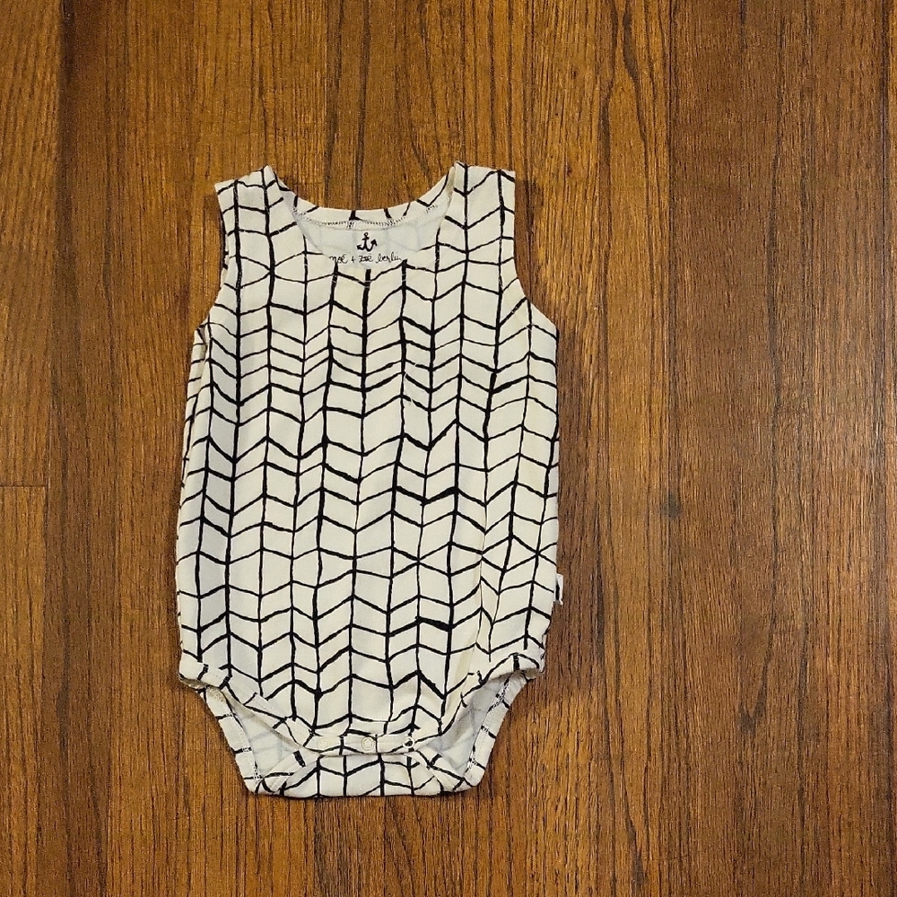 Nol & Zoe Berlin Black and Cream Patterned Kids Romper